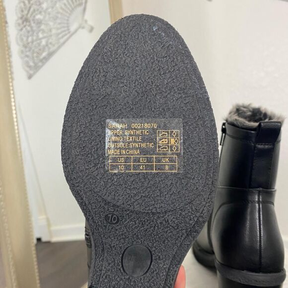 Cloudwalkers Chunky Black Gray Faux Fur Lace Up Heeled Ankle Boots US 10 NWOB - Picture 6 of 8